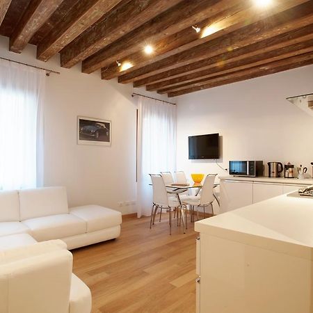 The Lion'S House Apt2 베니스 객실 사진
