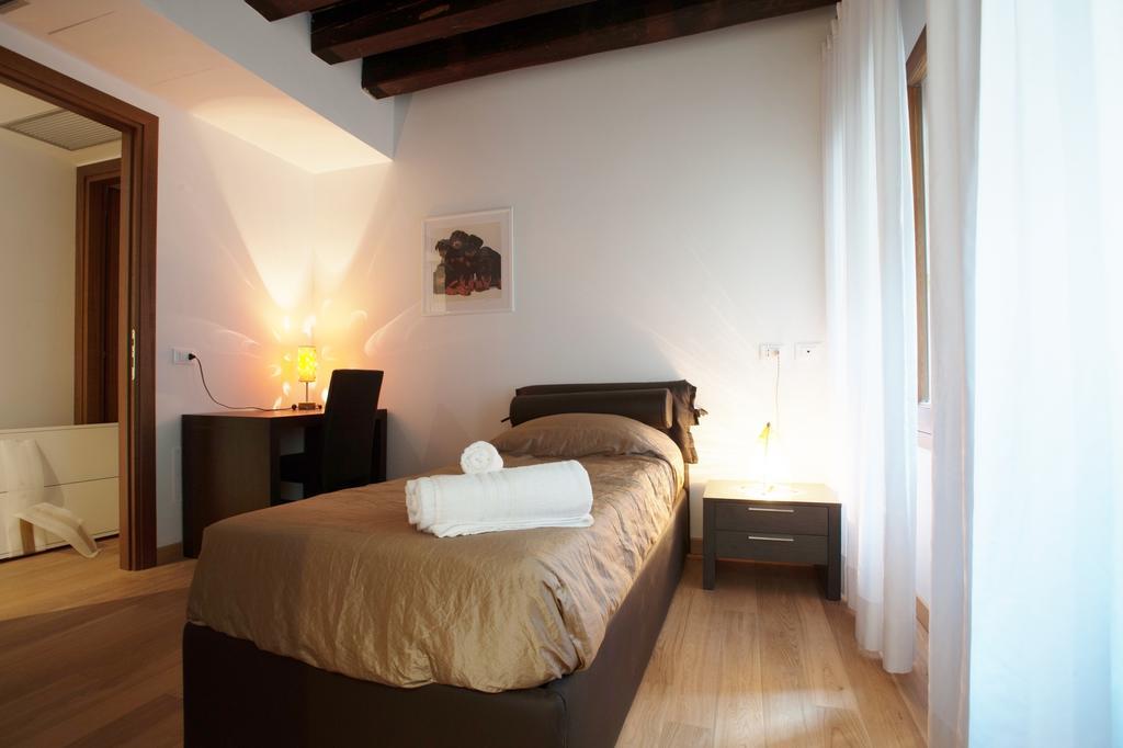The Lion'S House Apt2 베니스 객실 사진